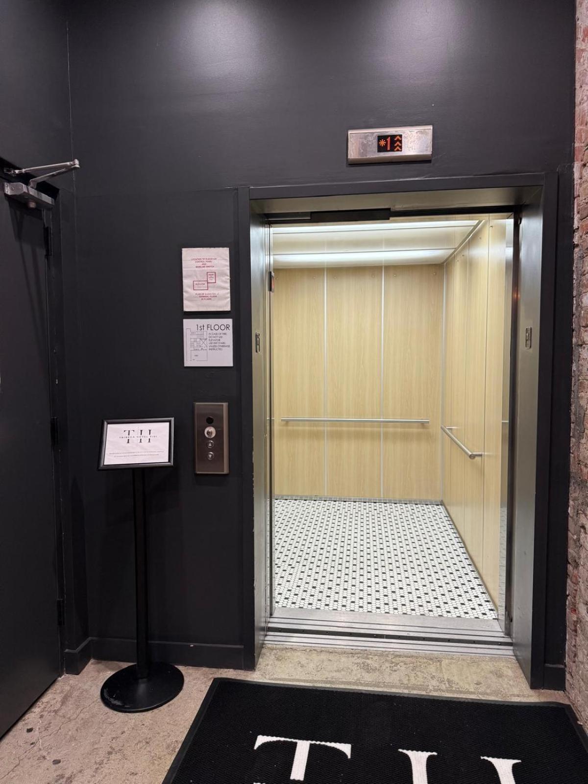 Tribeca Hotel Fidi นิวยอร์ก ภายนอก รูปภาพ